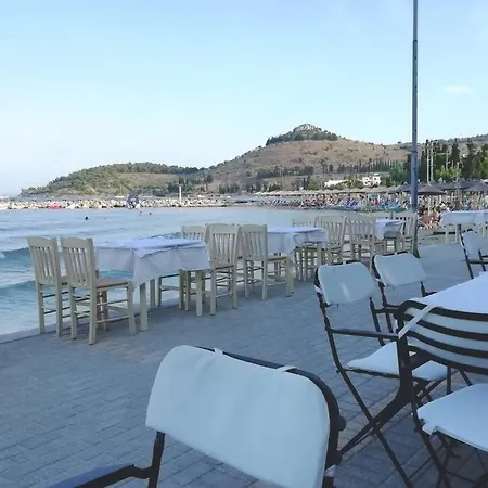 Dimitrios Loft 아파트